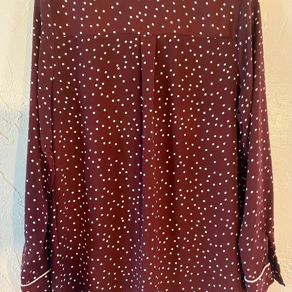 Maroon button down blouse - Picture 3 of 4